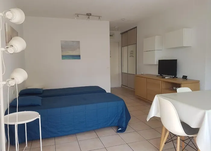 Clim. Proche Plage, Commerces & Gare Avec Wifi, Parking En Option - Fr-1-466a-15 Apartment