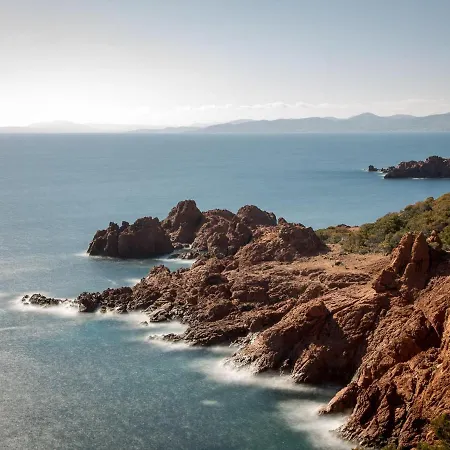 Clim. Proche Plage, Commerces & Gare Avec Wifi, Parking En Option - Fr-1-466a-15 Διαμέρισμα Saint-Raphaël